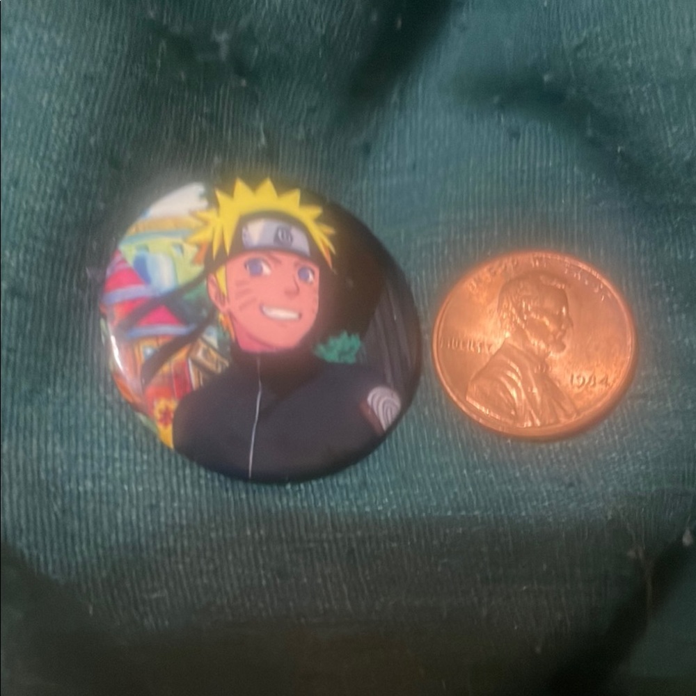 10/$10 Hot Topic Anime Naruto Pin